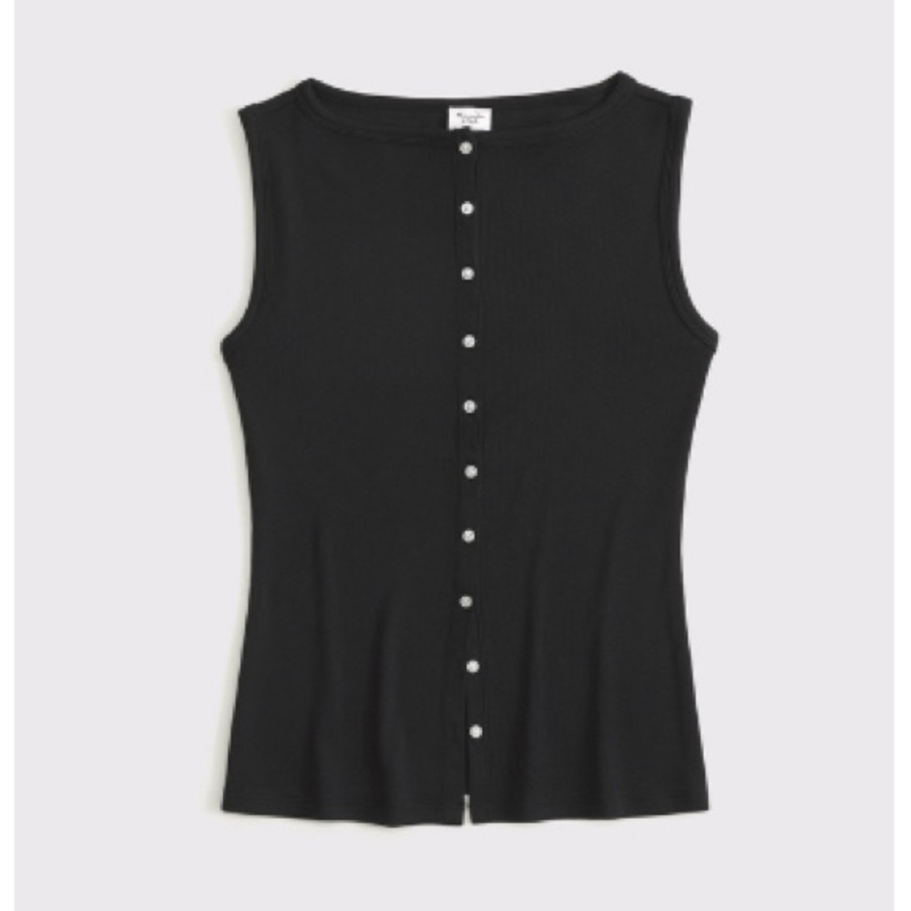 Abercrombie & Fitch slash button through top